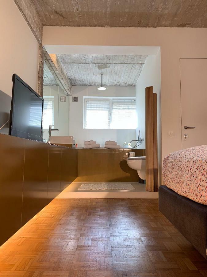 アントウェルペン B＆B イエローサブマリン Bed & Breakfast エクステリア 写真