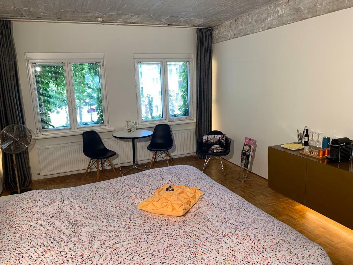アントウェルペン B＆B イエローサブマリン Bed & Breakfast エクステリア 写真